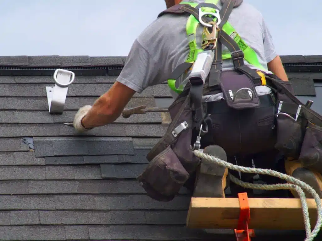 Commercial Roof Repair in Austin